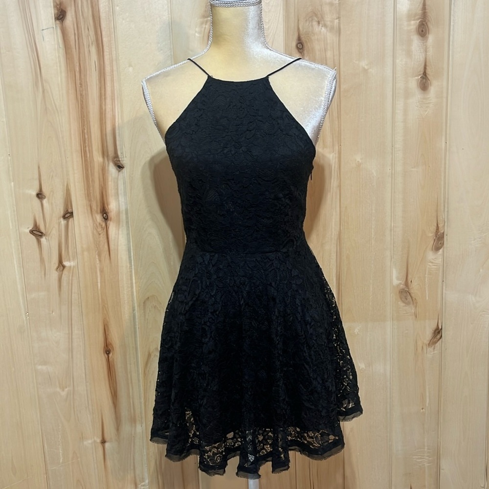 UO Kimchi Blue Black Lace Lorraine High Neck Fit and Flare Mini Dress Size M